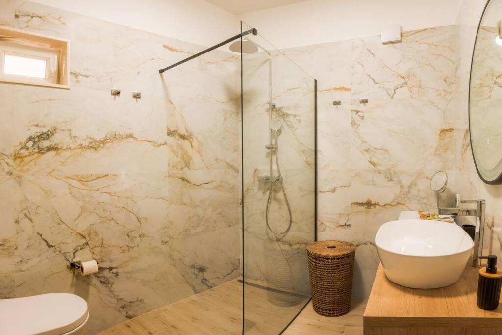 Luksuzni Apartman Ribica U Samom Centru Grada Split Ngoại thất bức ảnh